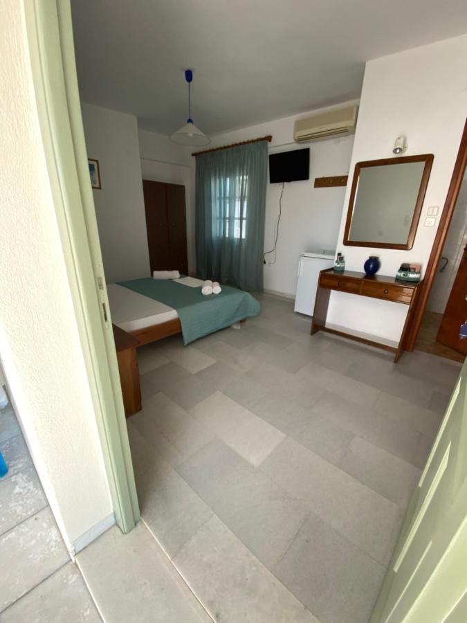 Asiminas Hotel Naxos City ภายนอก รูปภาพ
