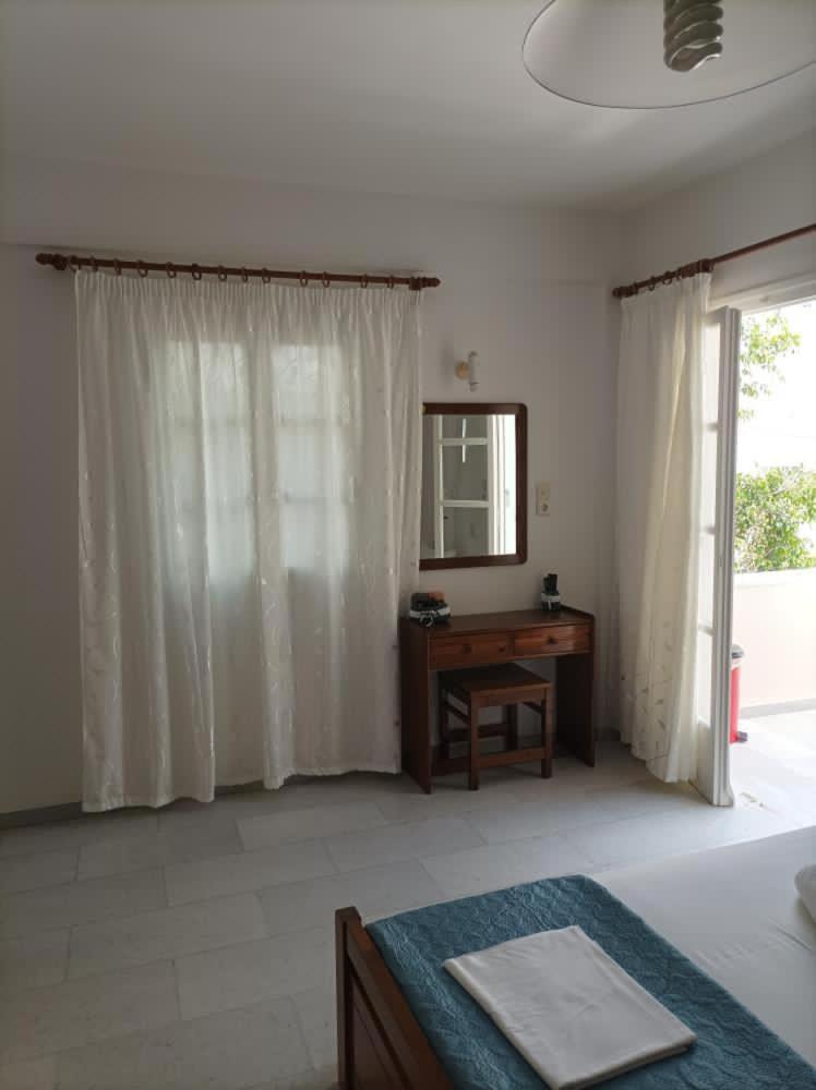 Asiminas Hotel Naxos City ภายนอก รูปภาพ